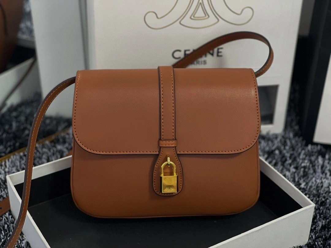 196583 cowhide TABOU item : BT-B225D0604W