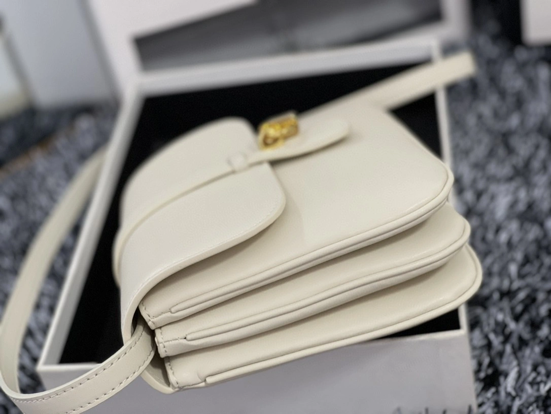 196583 cowhide TABOU item : BT-B225D0606W