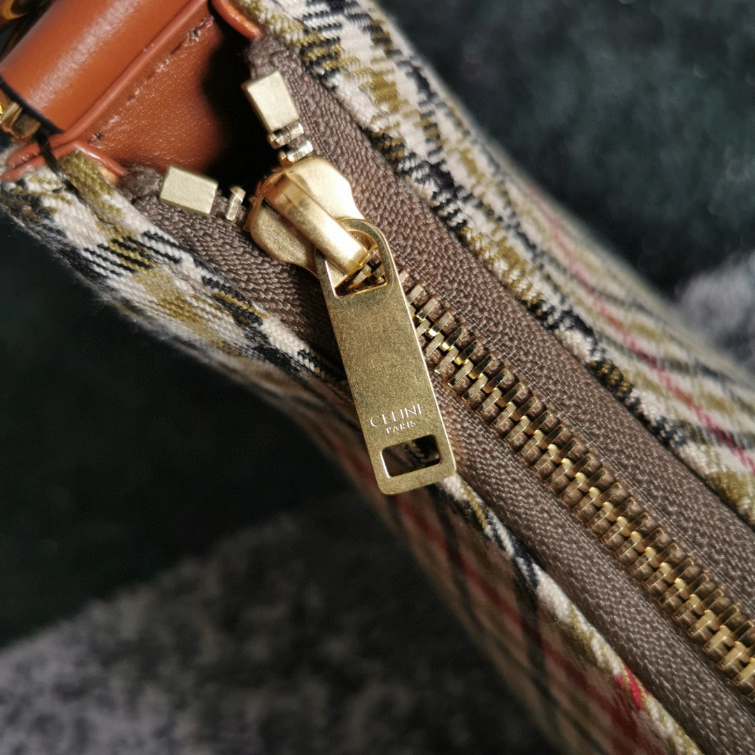 196923 2021 AVA STRAP item:B-B075B1222