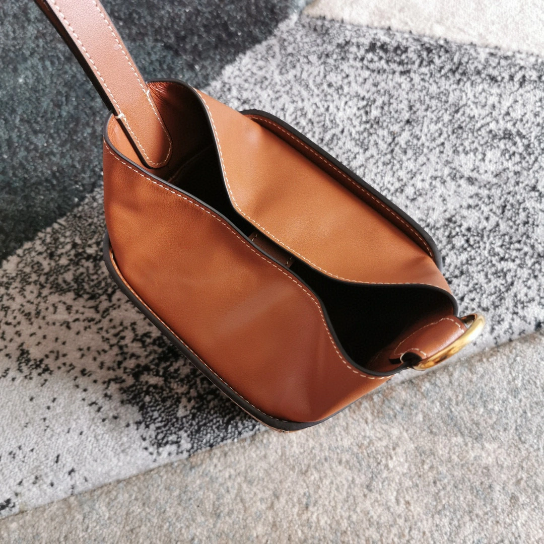 197143 STRAP BOX item:B-B070B1264