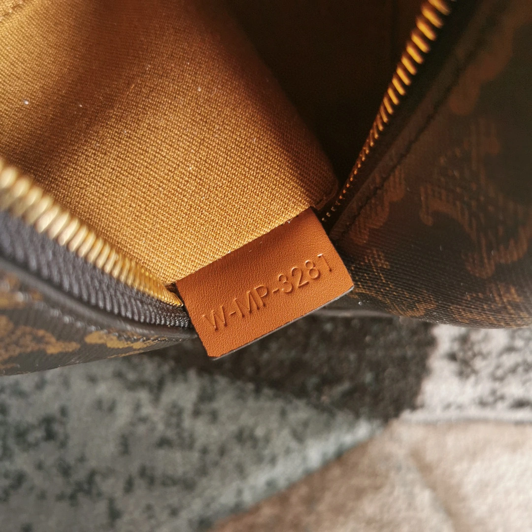 197402 TECKEL cowhide item:B-B063B1413