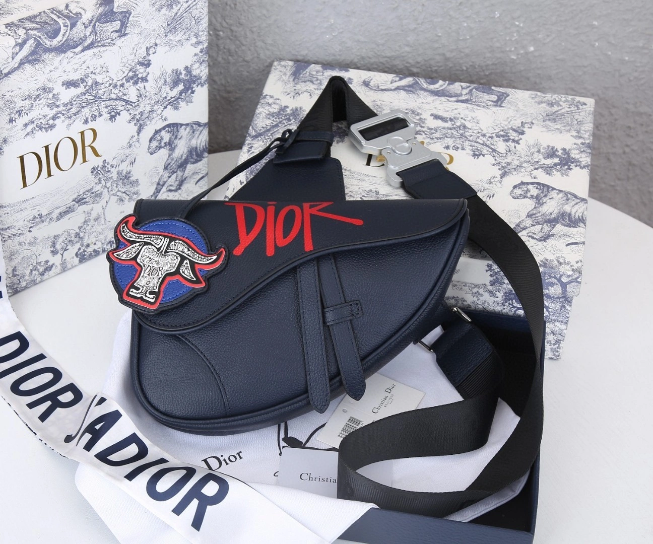 1ADPO Calfskin saddle item : BT-B225C1901