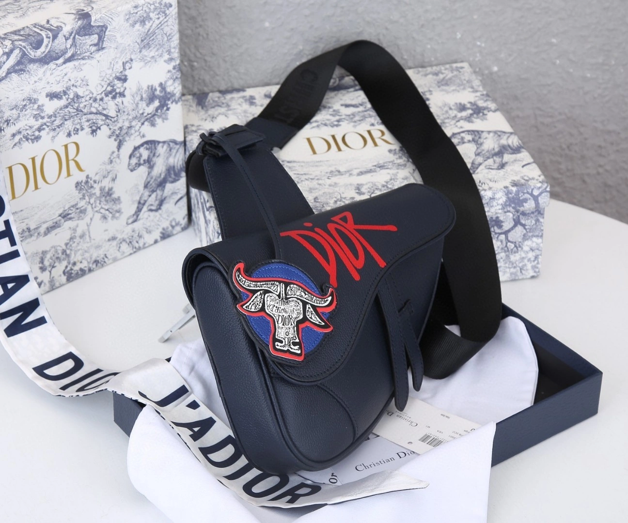 1ADPO Calfskin saddle item : BT-B225C1901