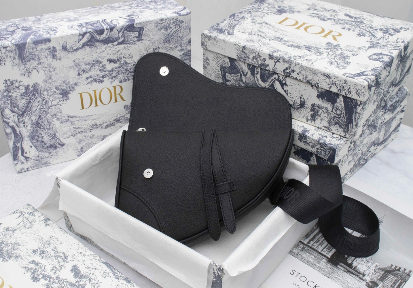1ADPO Calfskin saddle item : BT-B225C1903
