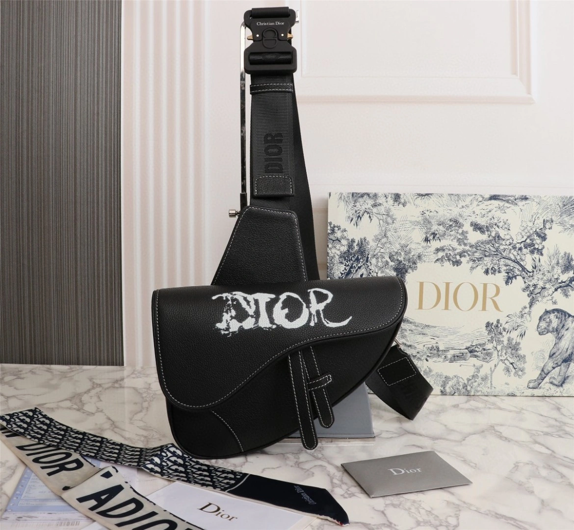 1ADPO Calfskin saddle item : BT-B225C1904