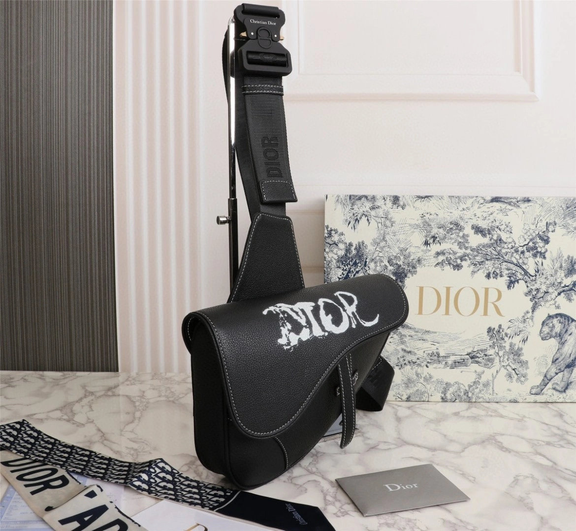 1ADPO Calfskin saddle item : BT-B225C1904