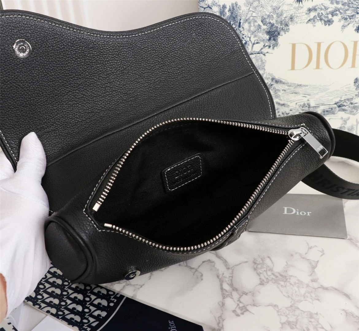 1ADPO Calfskin saddle item : BT-B225C1904