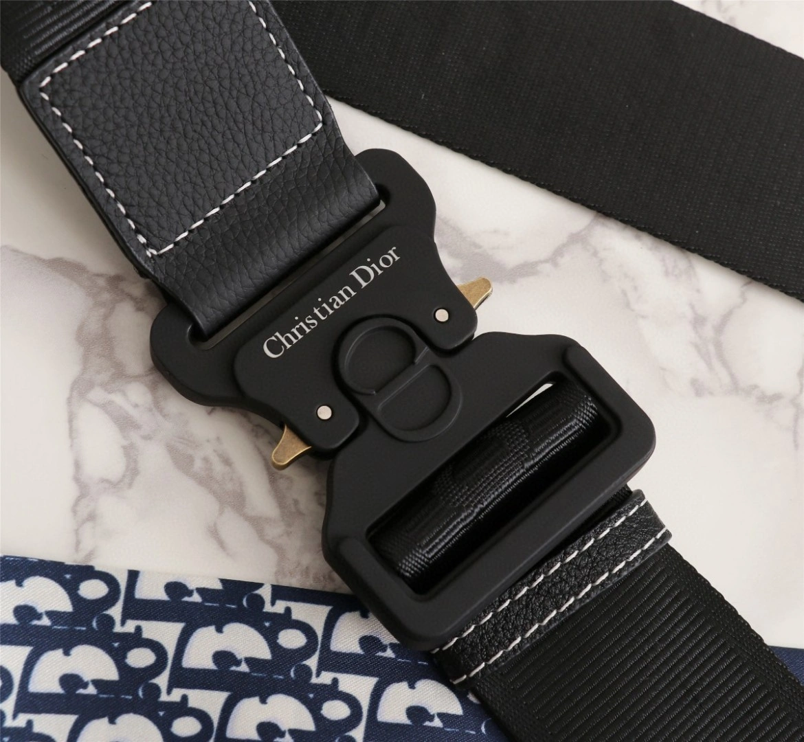 1ADPO Calfskin saddle item : BT-B225C1904
