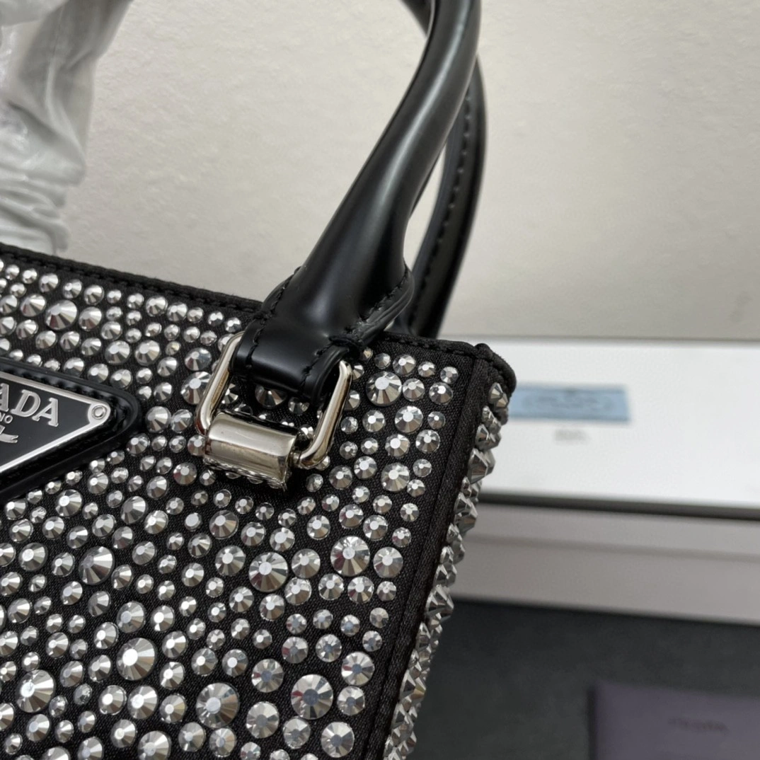 1BA331 Duchesse item : BT-B225C1821