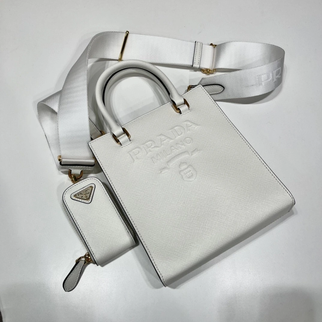 1BA333 cowhide Saffiano item : BT-B225C1804