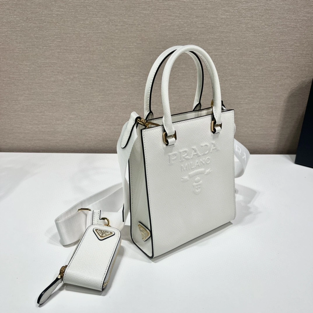 1BA333 cowhide Saffiano item : BT-B225C1804