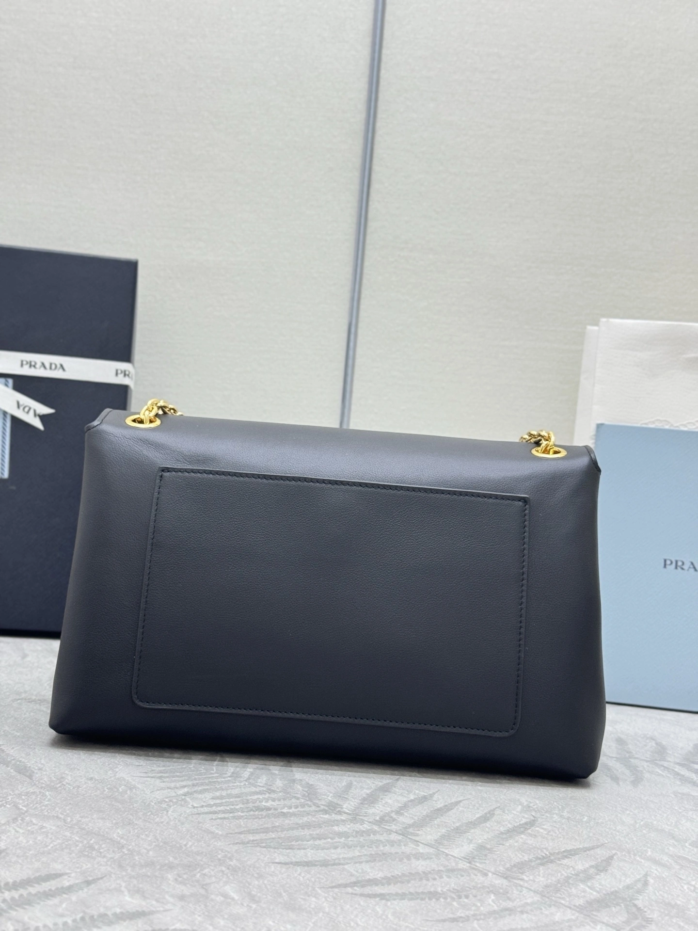 MOMO-- Pr141 1BA463-1BD371_2CYS_F0002 high quality version Calfskin sheepskin item:E-B000K0626