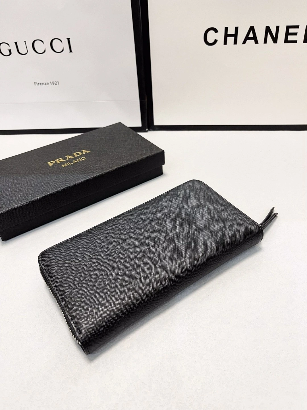 1ML188 cowhide item : BT-B011B2420