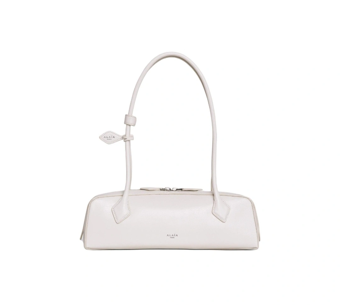 MOMO--Other brands AA1S06029CA212030 AA1S06033CA212030 high quality version Le Teckel item:E-B000A1336