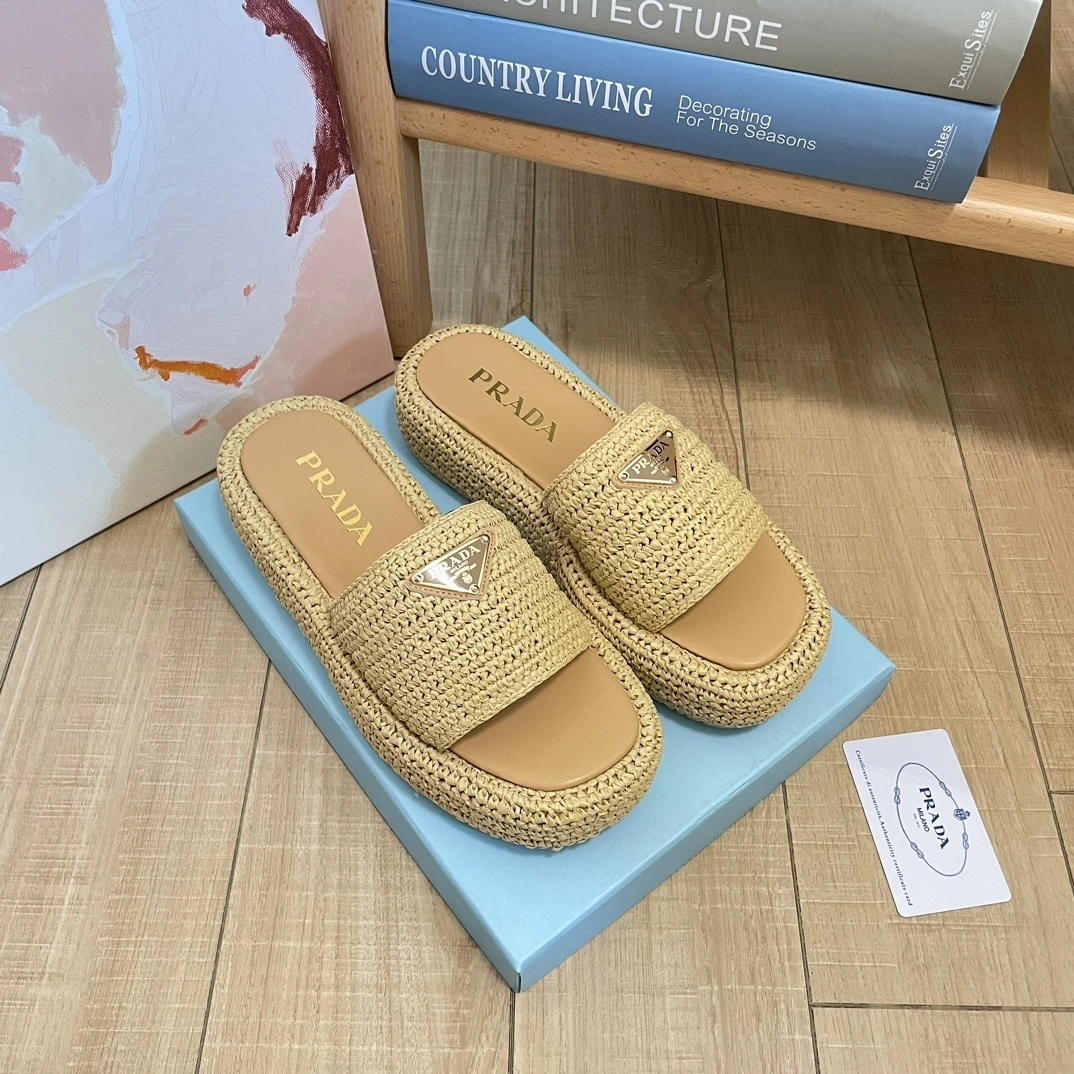 &1XZ761_70N_F0018_F_035 sheepskin item:DT-X234D2912