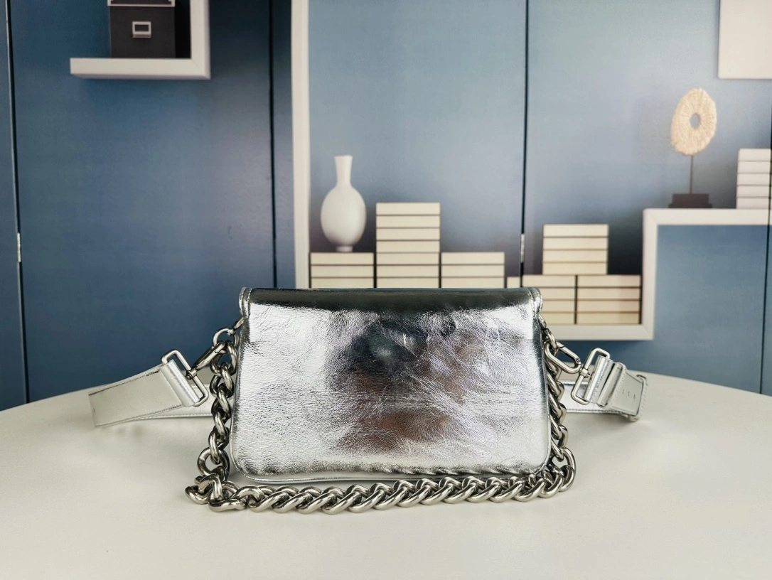 218593i161 7485982AA1Q8110 Soft cowhide item:DT-B000I2509