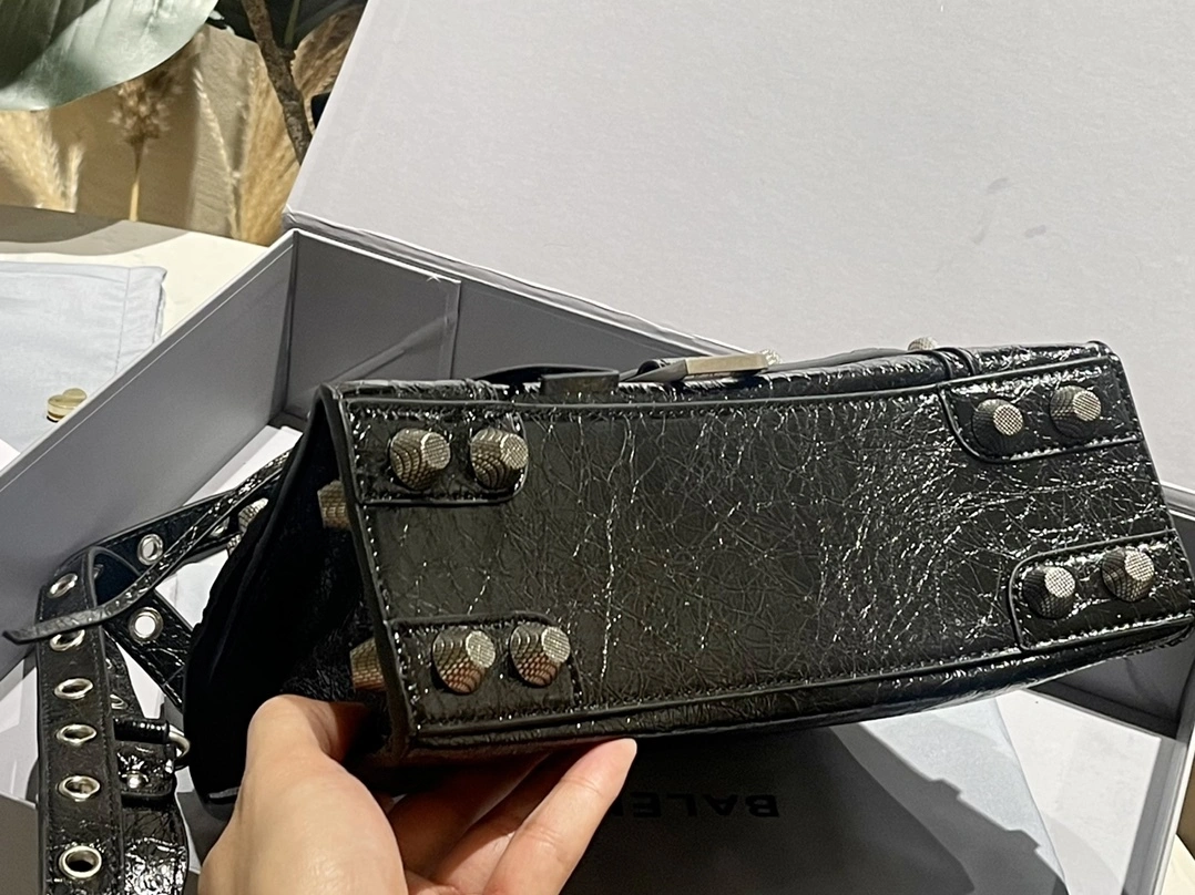 218593i161 7815852AAY11000 item:DT-B351I2511