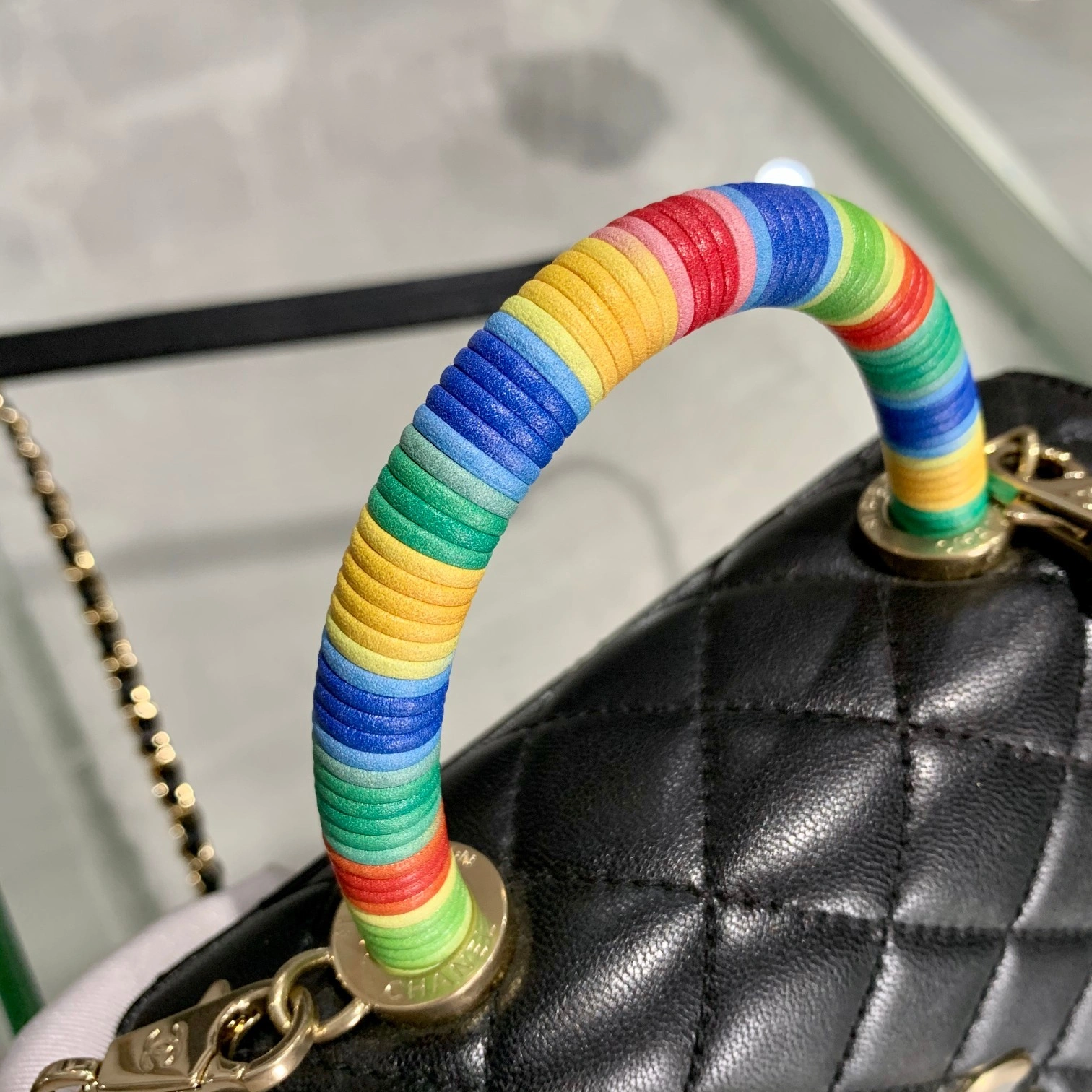 Custombag-- AS2215-B05240-94305 coco handle high quality version The rainbow handle bag item：C-B803D077