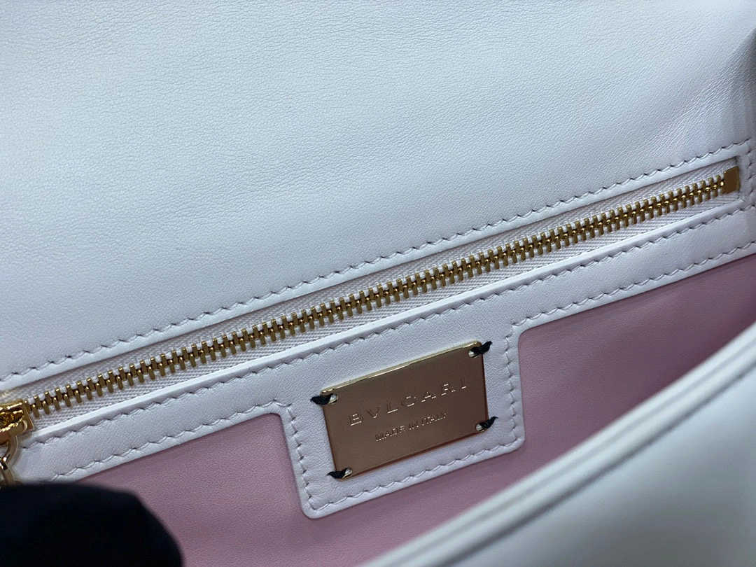 290471 Serpenti Forever item:B-B063B0640