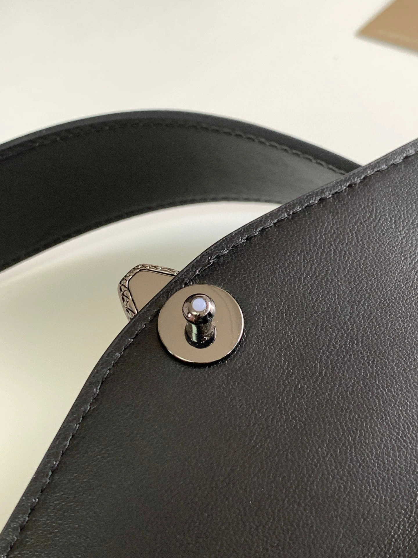 290872 Serpenti Forever item:B-B563B0602