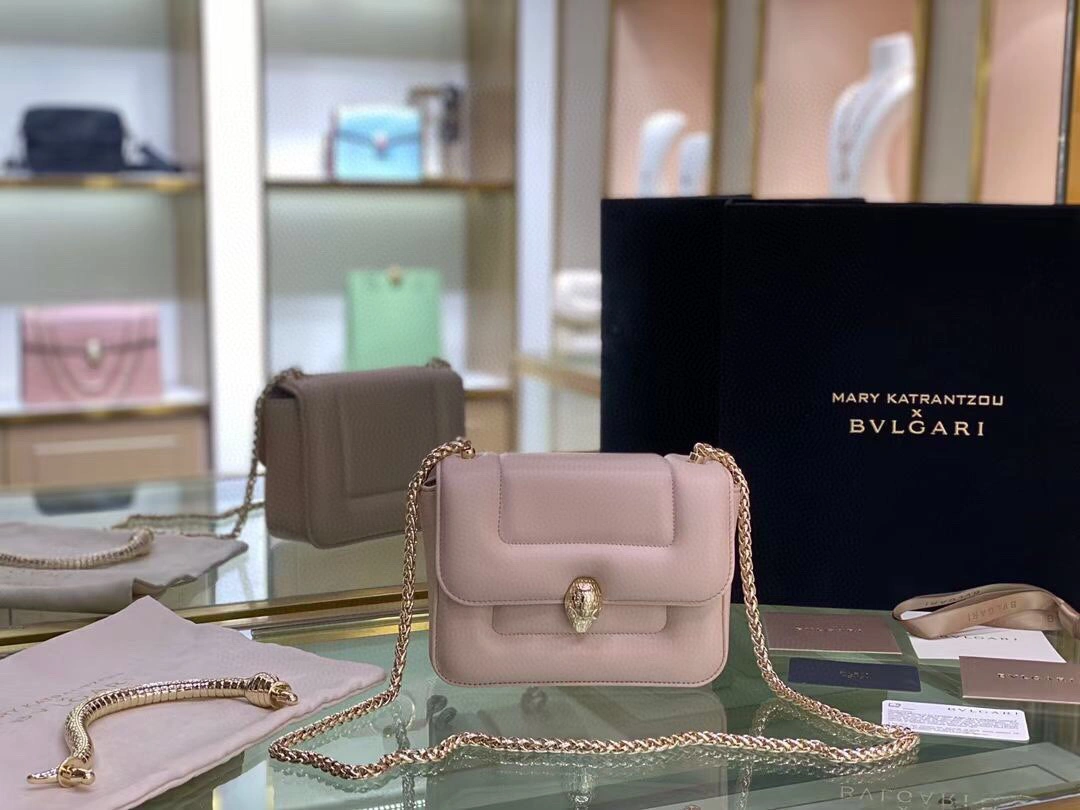 291072 Serpenti Forever item:B-B256B0609