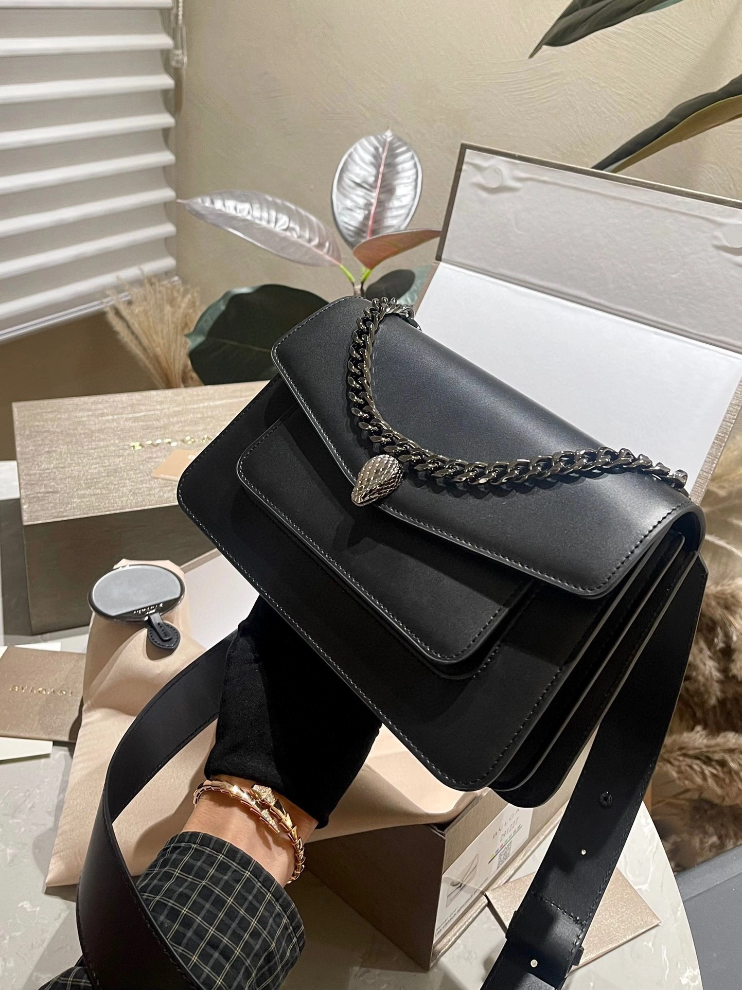 291511 cowhide item:DT-B264C2781