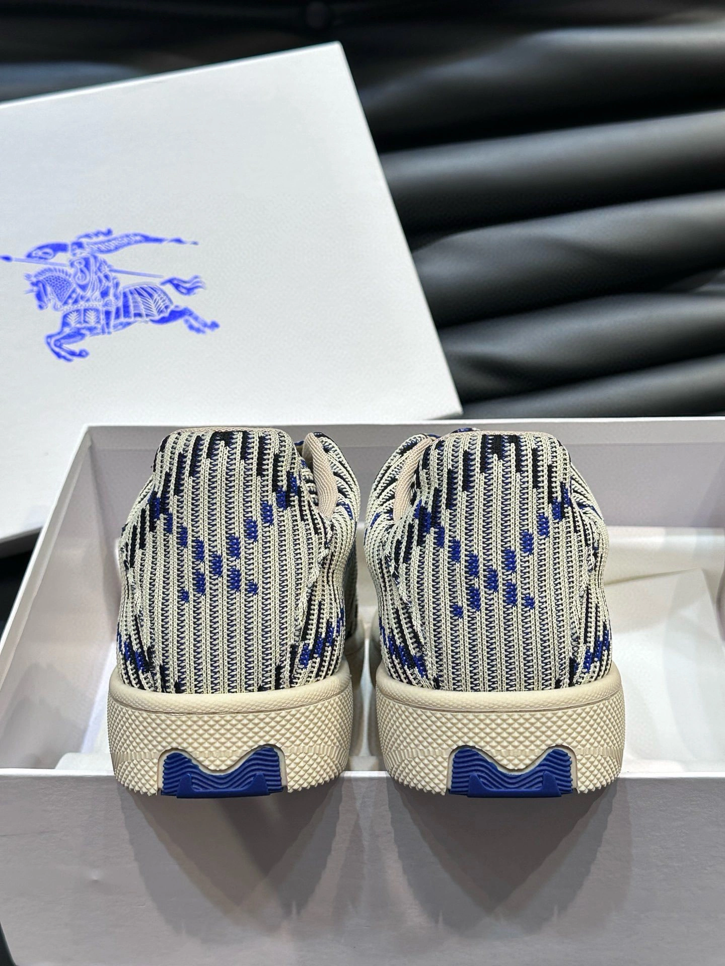 2ur25rry 80884871 Box item:DT-X000J1218