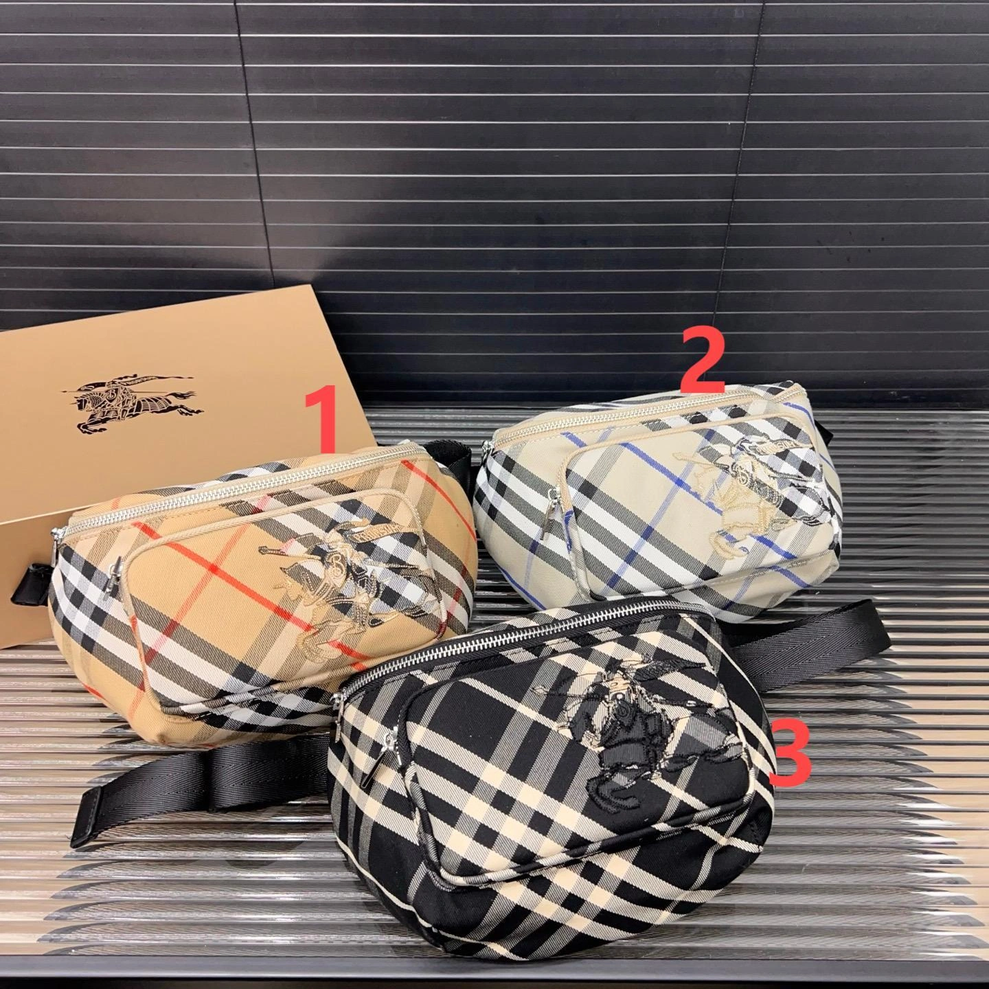 2ur25rry 81067141 3Colour item:ET-B101D1103W-3