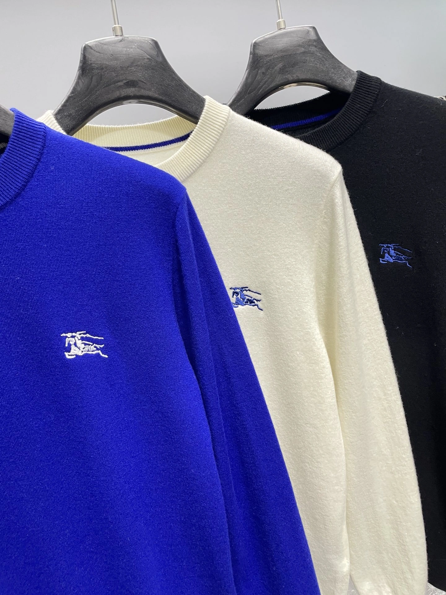 Bald Eagle- 2ur25rry high quality version embroidery cashmere wool 3Colour item:E-F360K1076-3