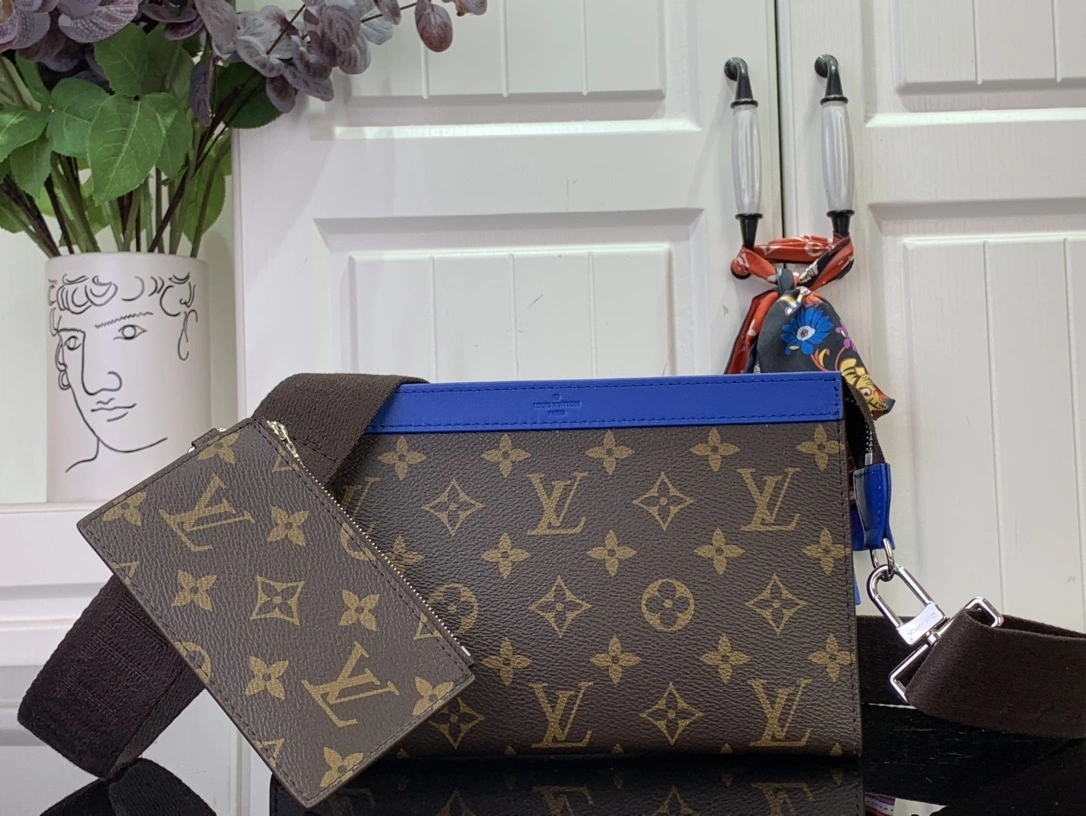 MOMO-- 8V M12813 high quality version Gaston Wearable Wallet cowhide Colormania item:E-B063C0236