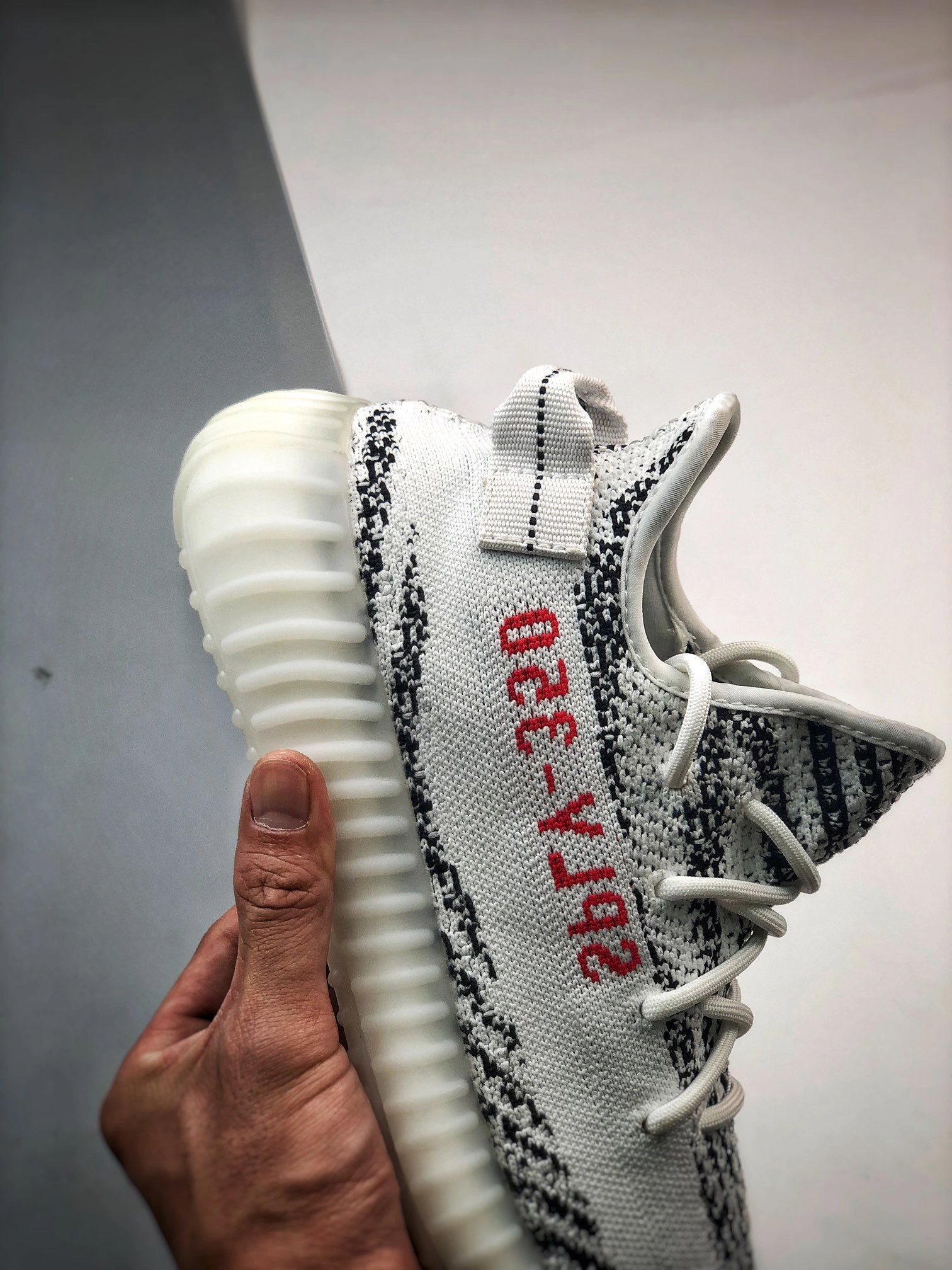 &350 Boost V2 "Zebra" CP9654 C-X067I0803V