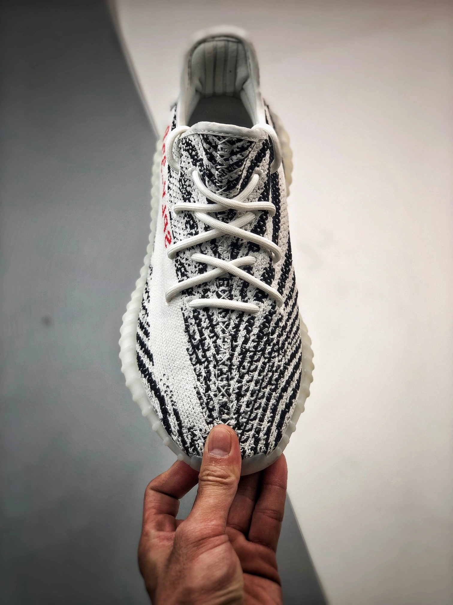 &350 Boost V2 "Zebra" CP9654 C-X067I0803V