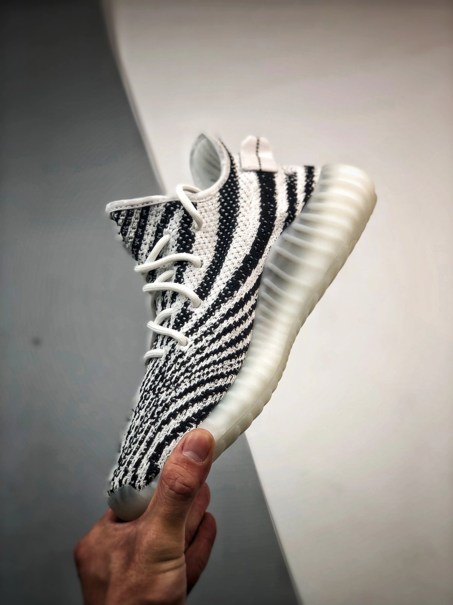 &350 Boost V2 "Zebra" CP9654 C-X067I0803V