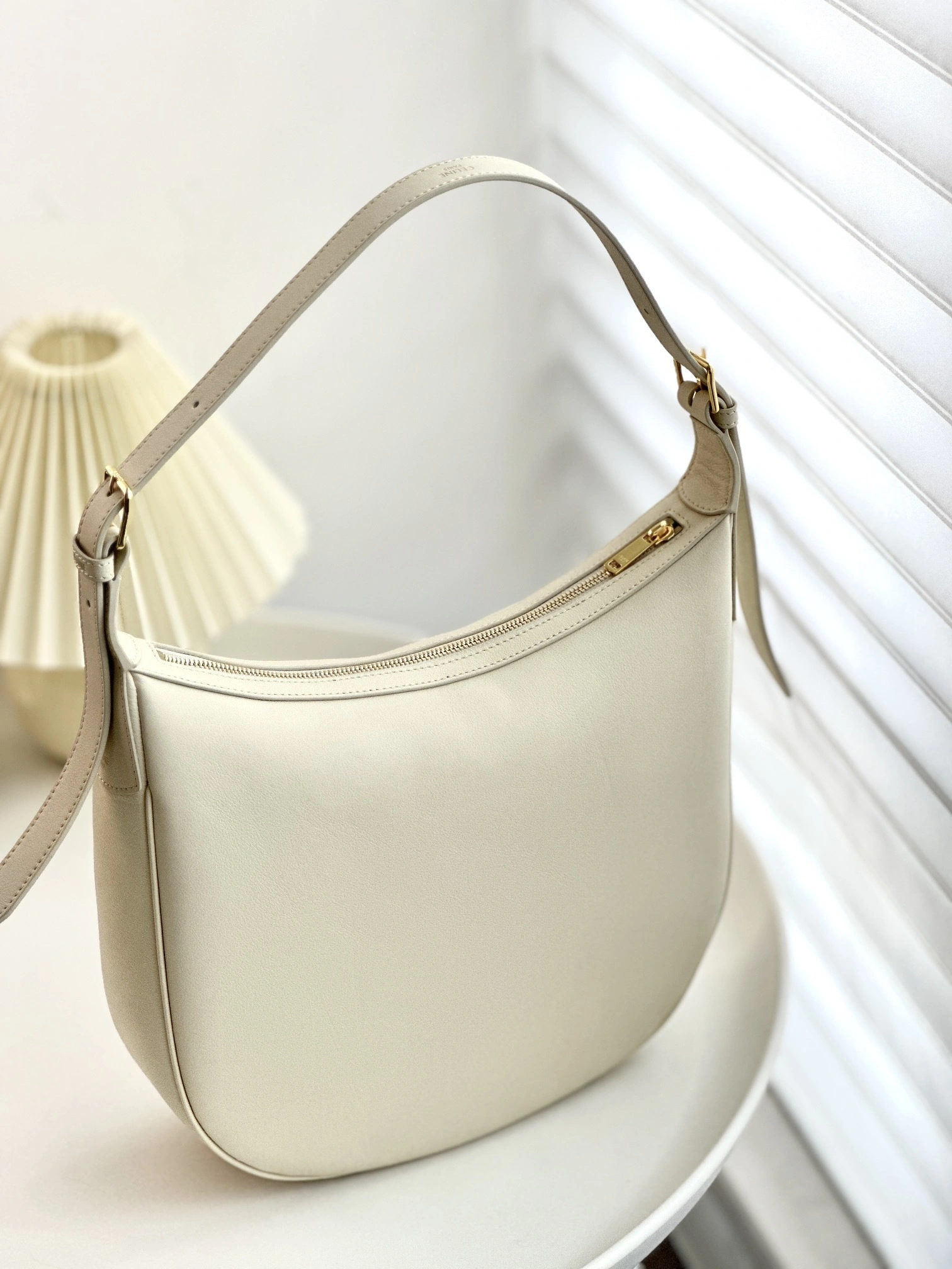 MOMO-- 358i95 114713FLH-01BC high quality version Heloise Cuir Triomphe item:E-B805J2475