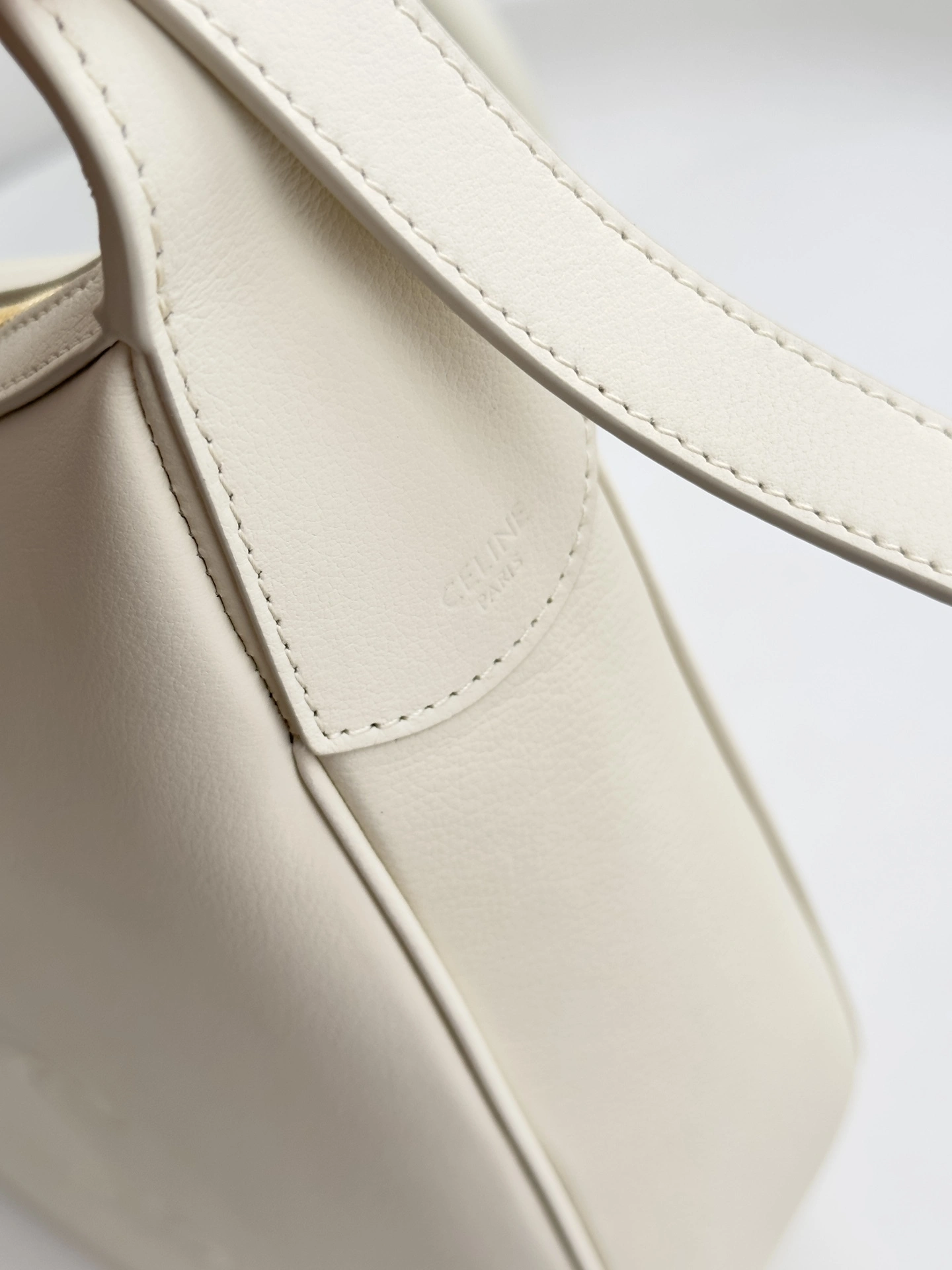 MOMO-- 358i95 114713FLH-01BC high quality version Heloise Cuir Triomphe item:E-B805J2475