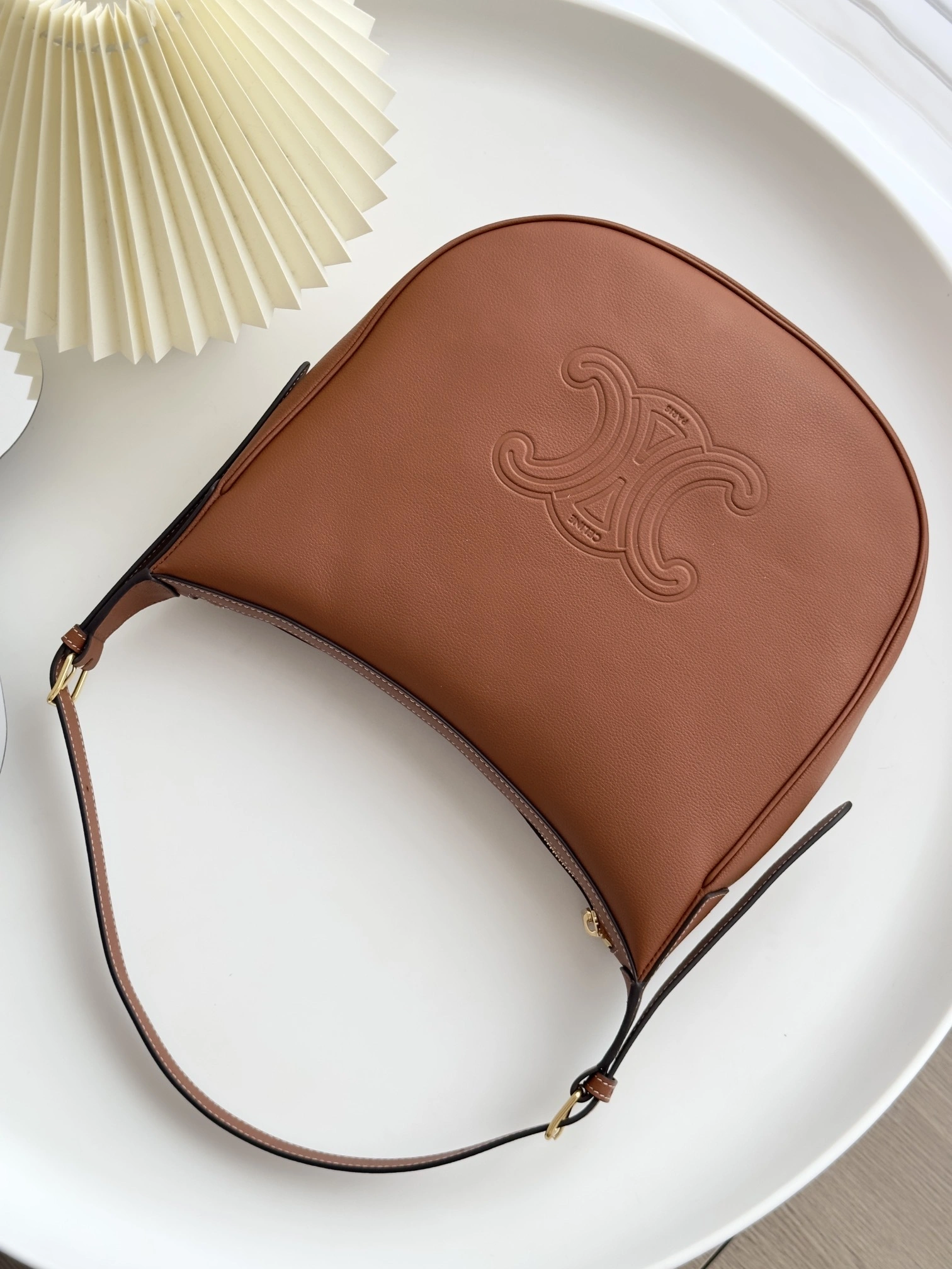 MOMO-- 358i95 114713FLH-04LU high quality version Heloise Cuir Triomphe item:E-B805J2460