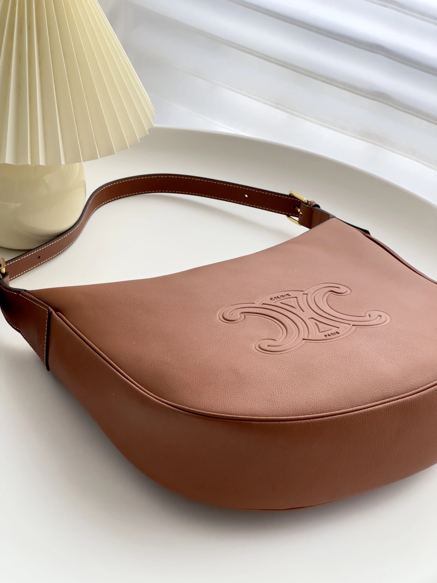 MOMO-- 358i95 114713FLH-04LU high quality version Heloise Cuir Triomphe item:E-B805J2460