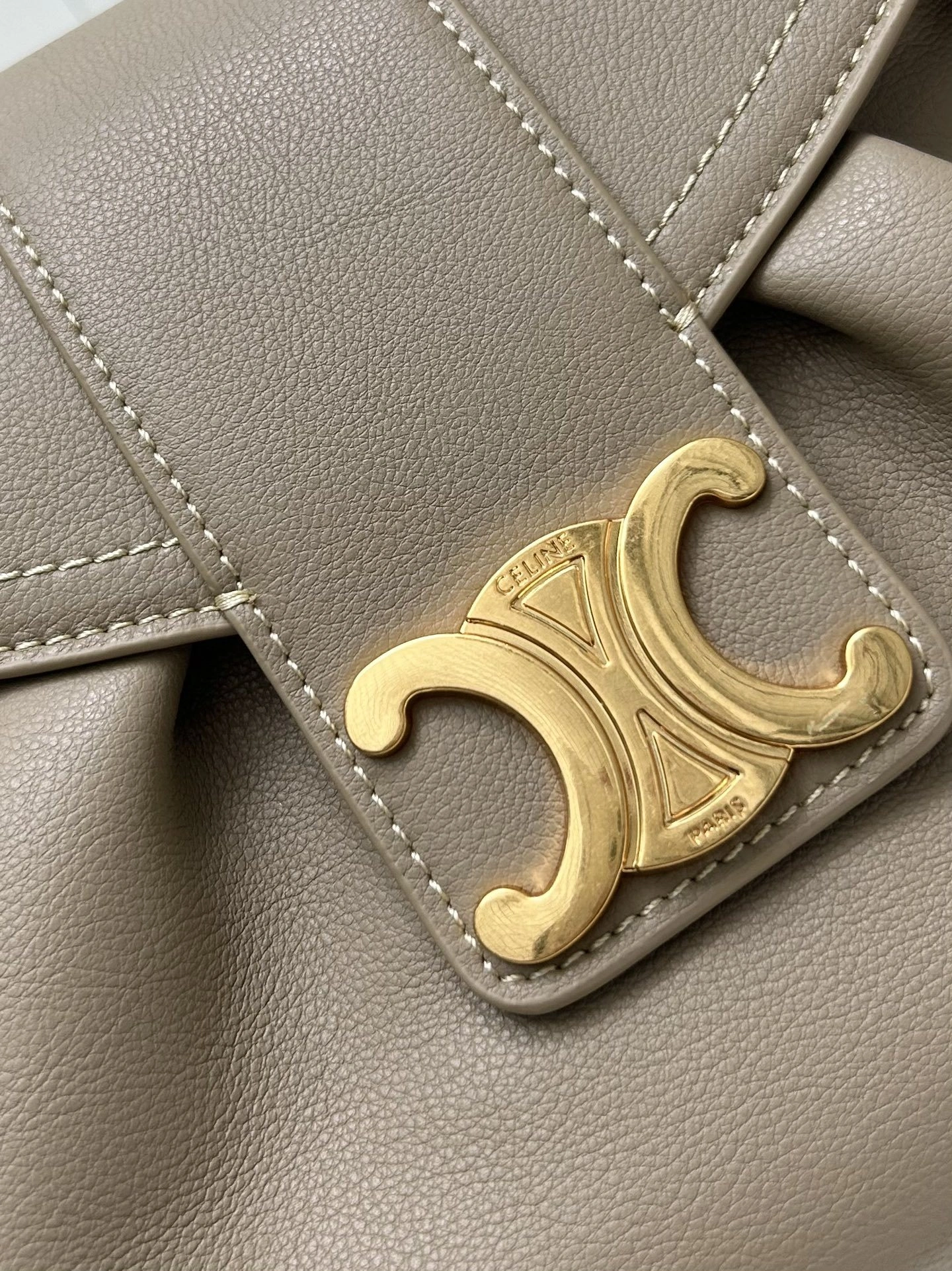 358i95 115633FDU-18BP cowhide item:DT-B225E2021