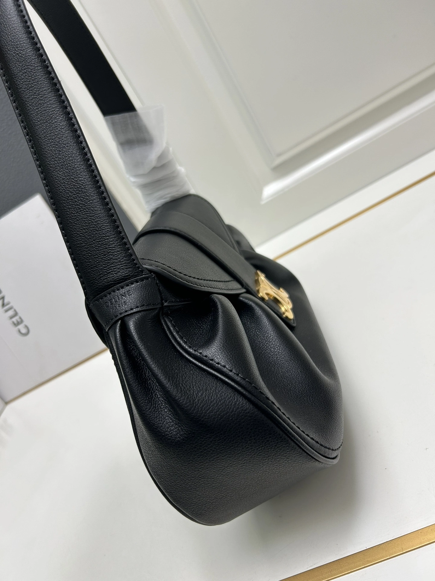 358i95 115633FDU-38NO cowhide item:DT-B225E2022