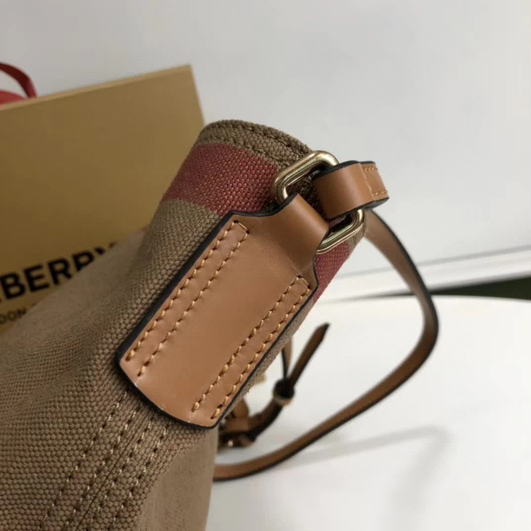 39829331 Calfskin item : BT-B225C1858
