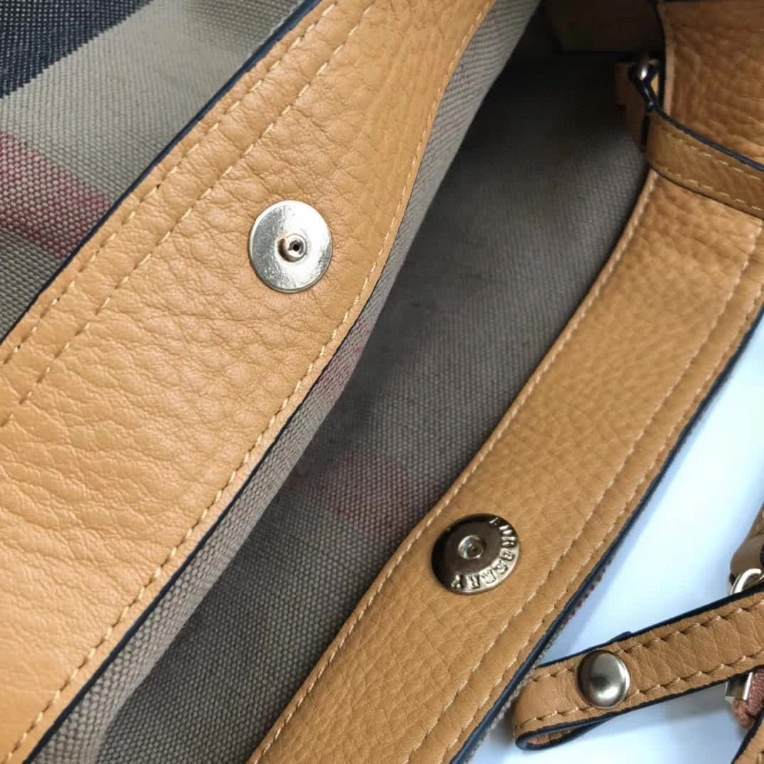 39829331 Calfskin item : BT-B225C1858
