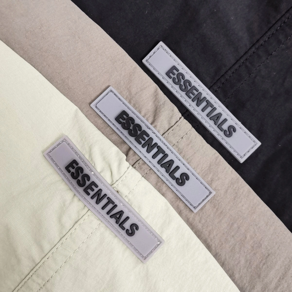 3Colour item:C-F477E1704-3