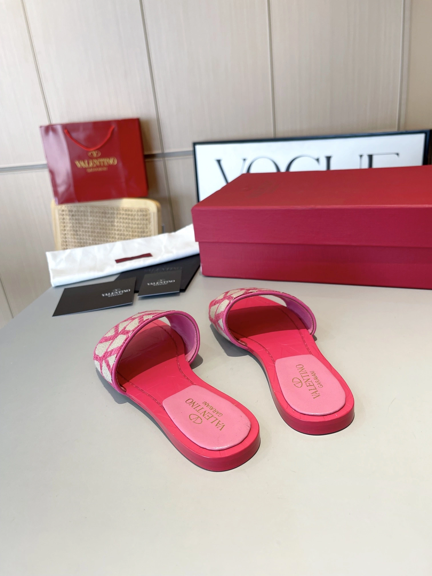 3W2S0GS4WICYVG Heel height：1CM sheepskin item:DT-X543C2841