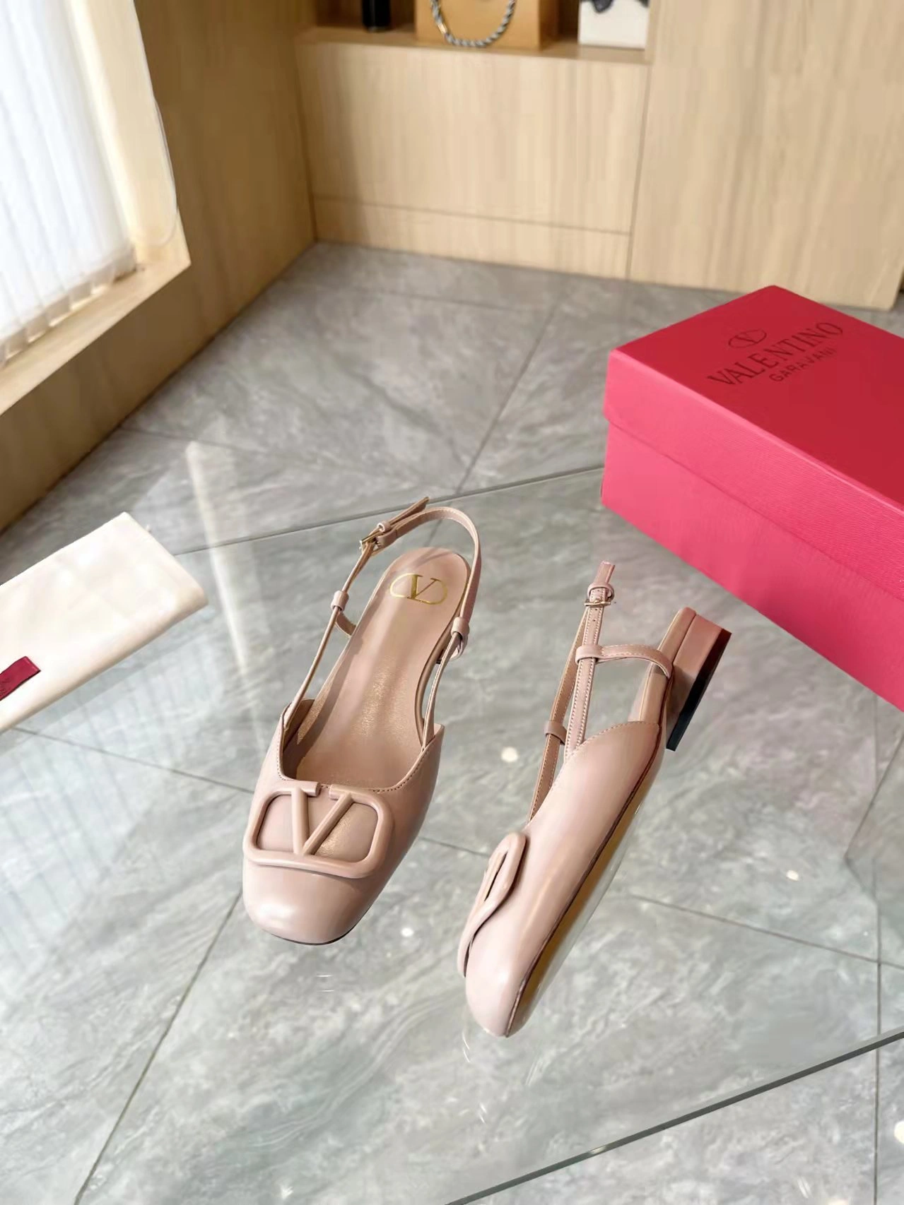 3W2S0HG0TMKGF9 Heel height 2cm item:DT-X543A0659