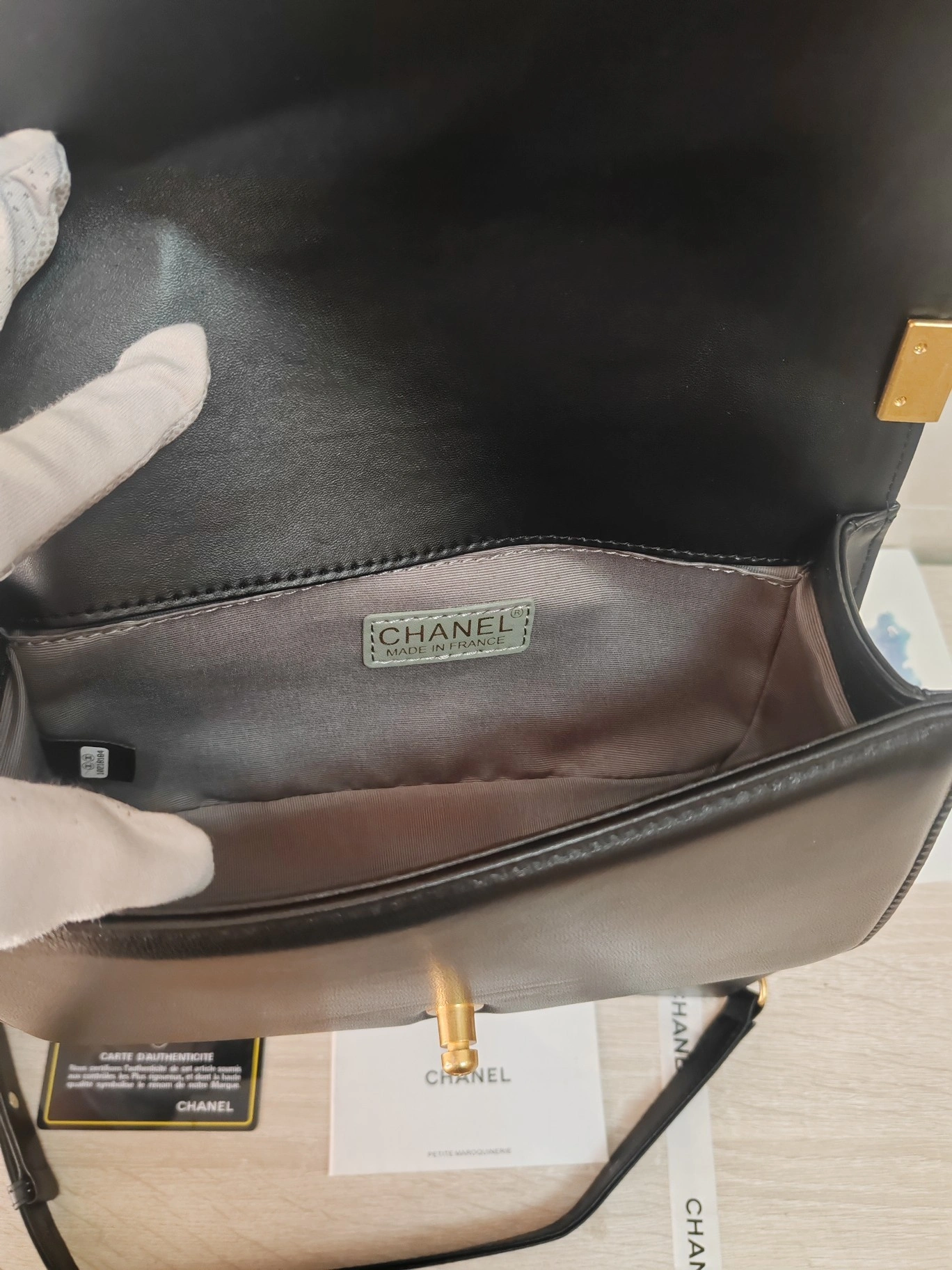 3h1958 A67086-Y09939–94305 sheepskin item:DT-B225E2621