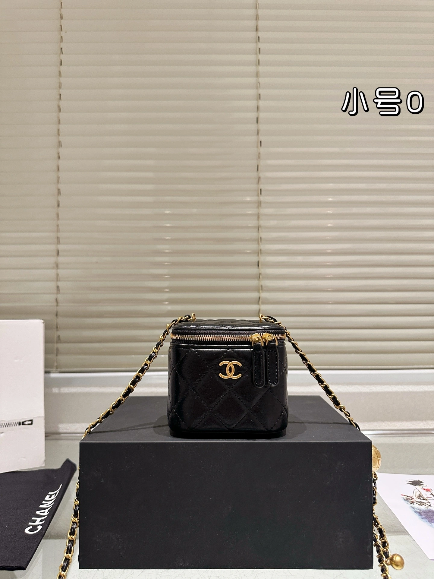 3h1958 AP1447-B18602-94305 sheepskin item:ET-B101I2135