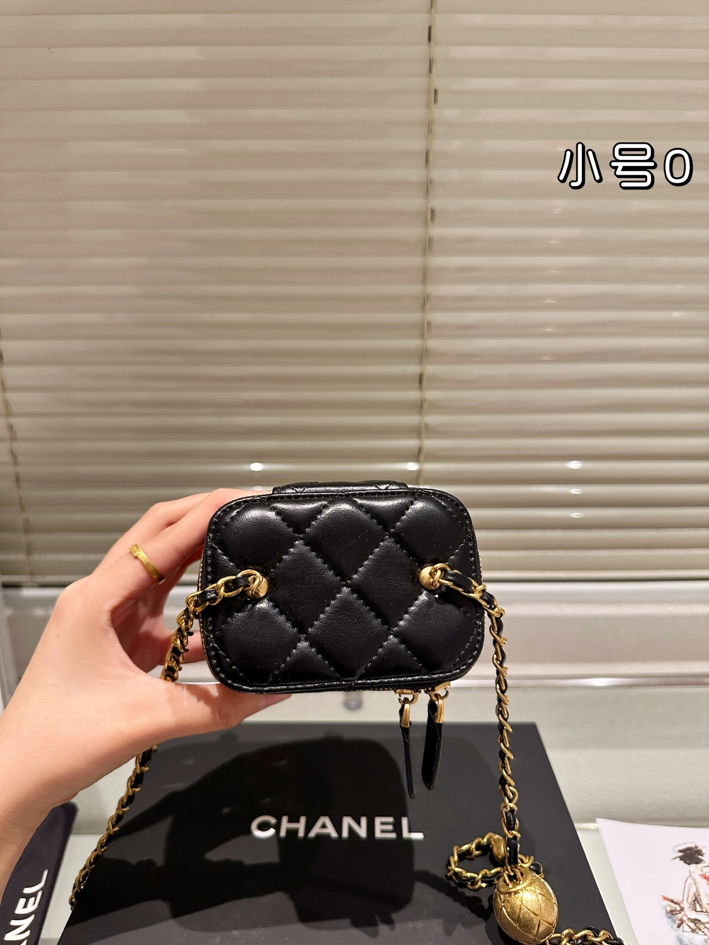 3h1958 AP1447-B18602-94305 sheepskin item:ET-B101I2135