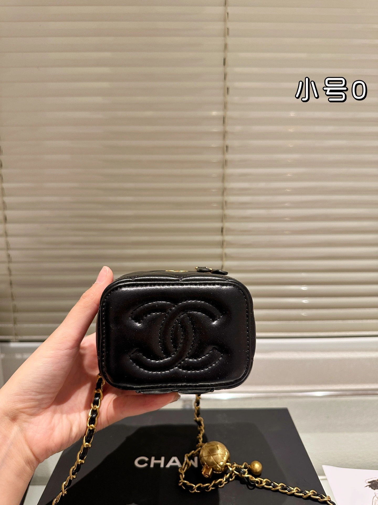 3h1958 AP1447-B18602-94305 sheepskin item:ET-B101I2135