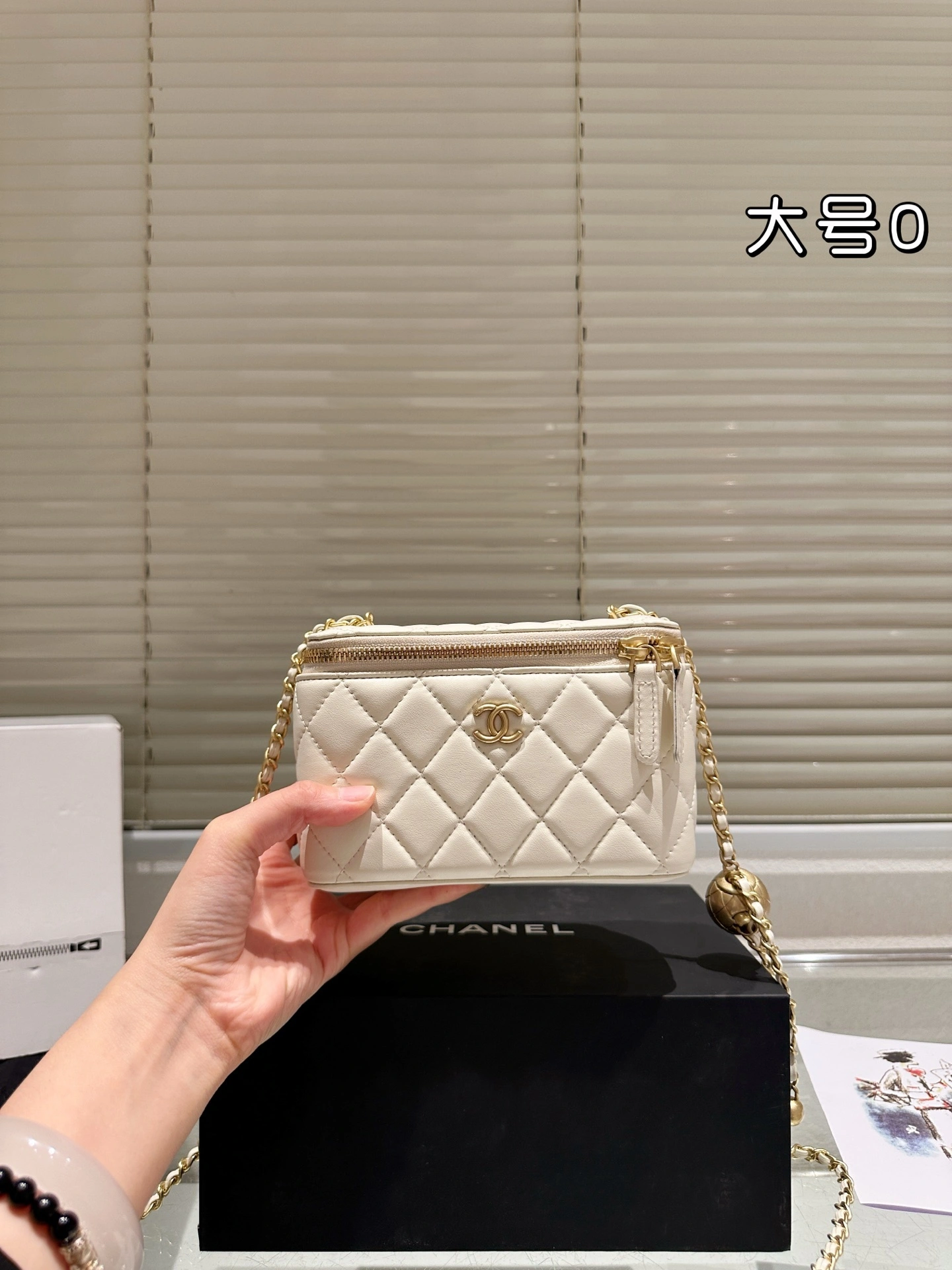 3h1958 AP2303-B02916-10601 sheepskin item:ET-B101I2134