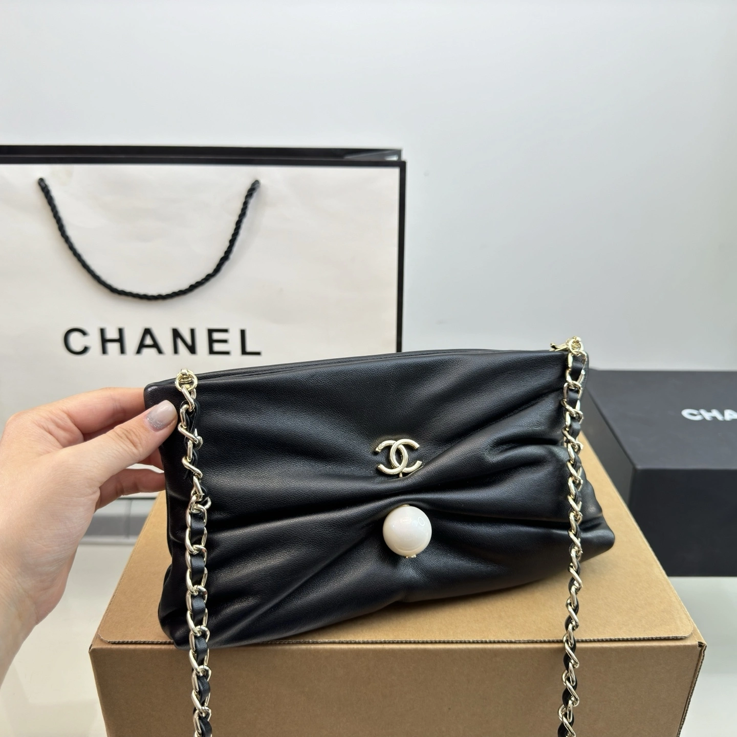 3h1958 AP4614-B20166-94305 sheepskin item:ET-B101F0621